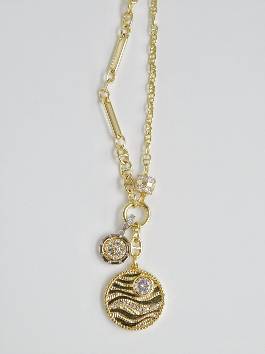 Sanxenxo Sun Necklace