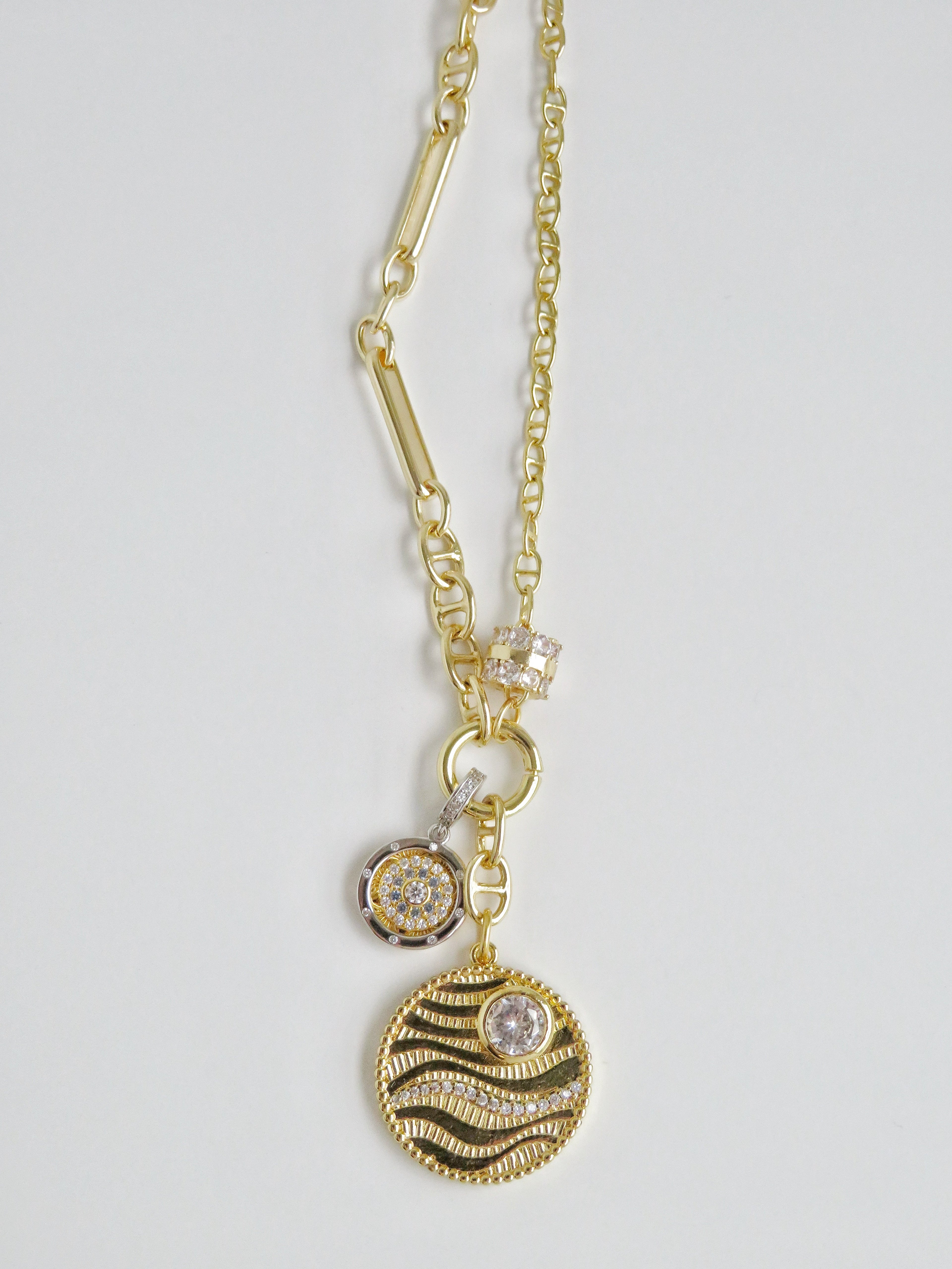 Sanxenxo Sun Necklace