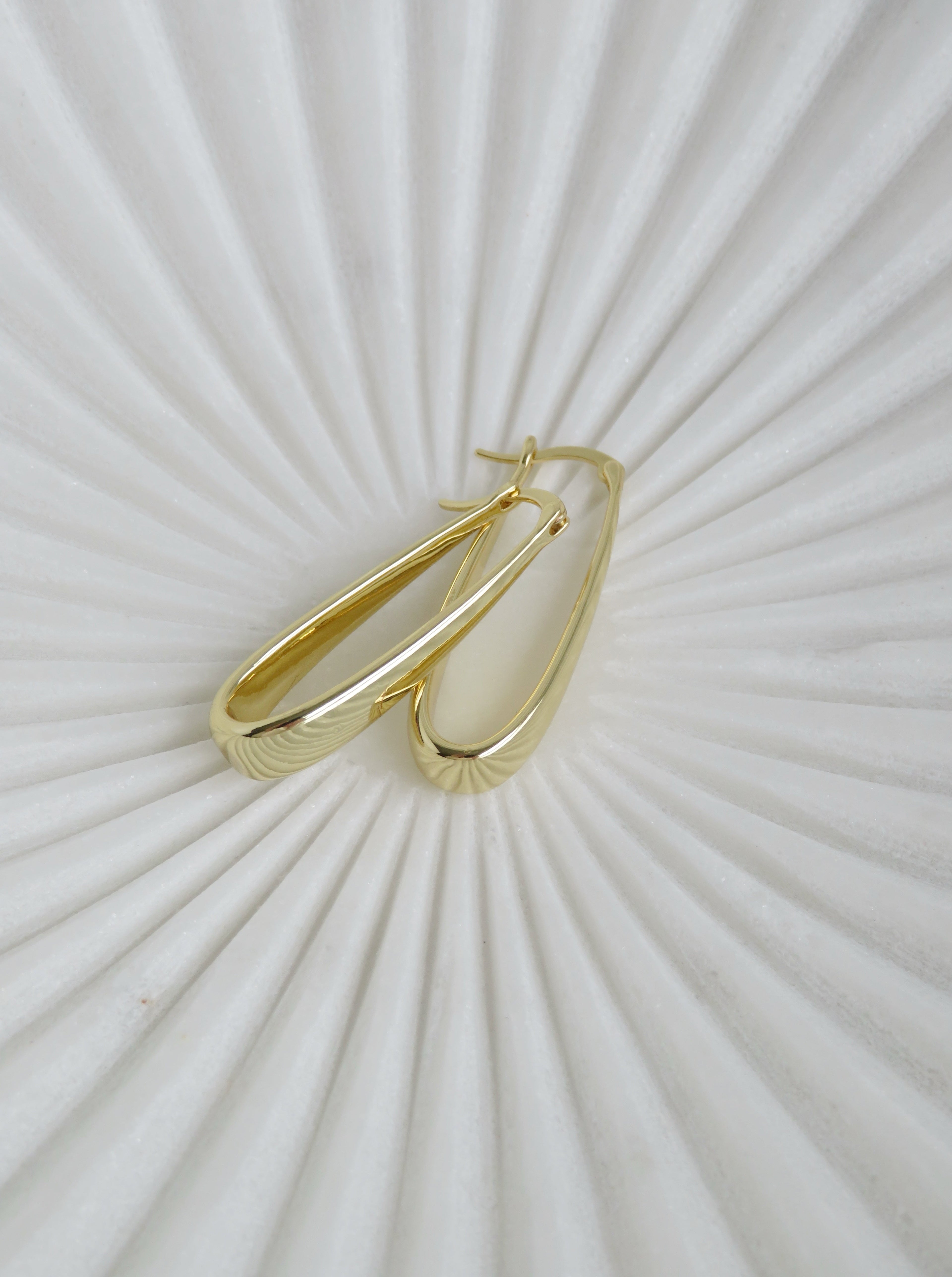 Elongated Hoops