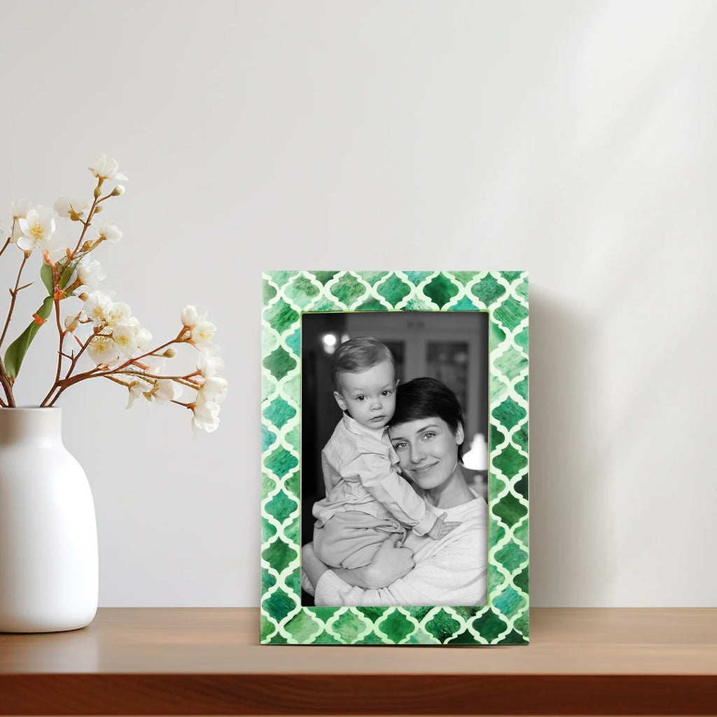 Picture Frame Moroccan Pattern Collection Bone & Resin Inlay Green – 3 Sizes