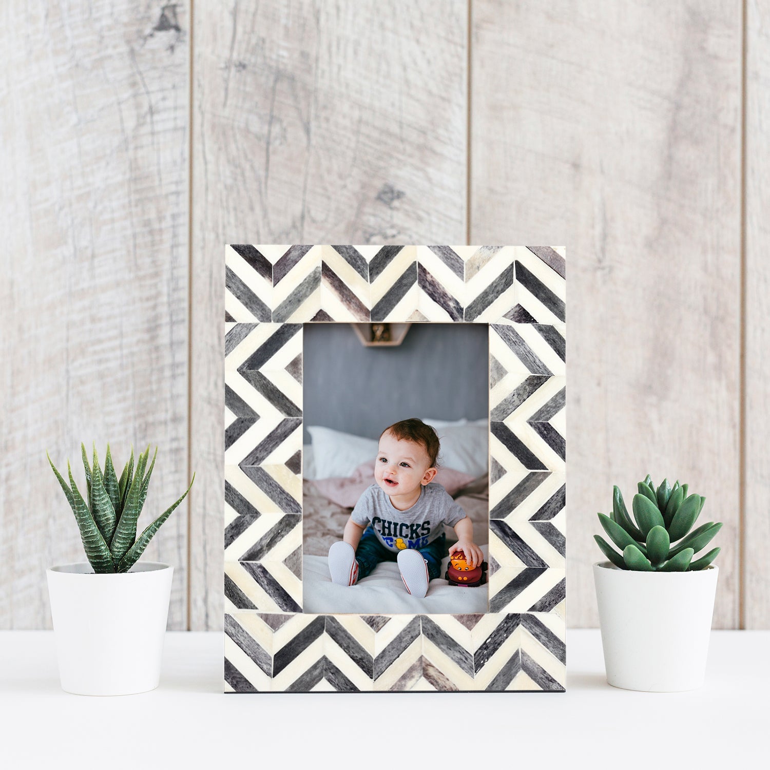 Picture Frame Zigzag Herringbone Collection Bone Inlay Grey – 4x6"
