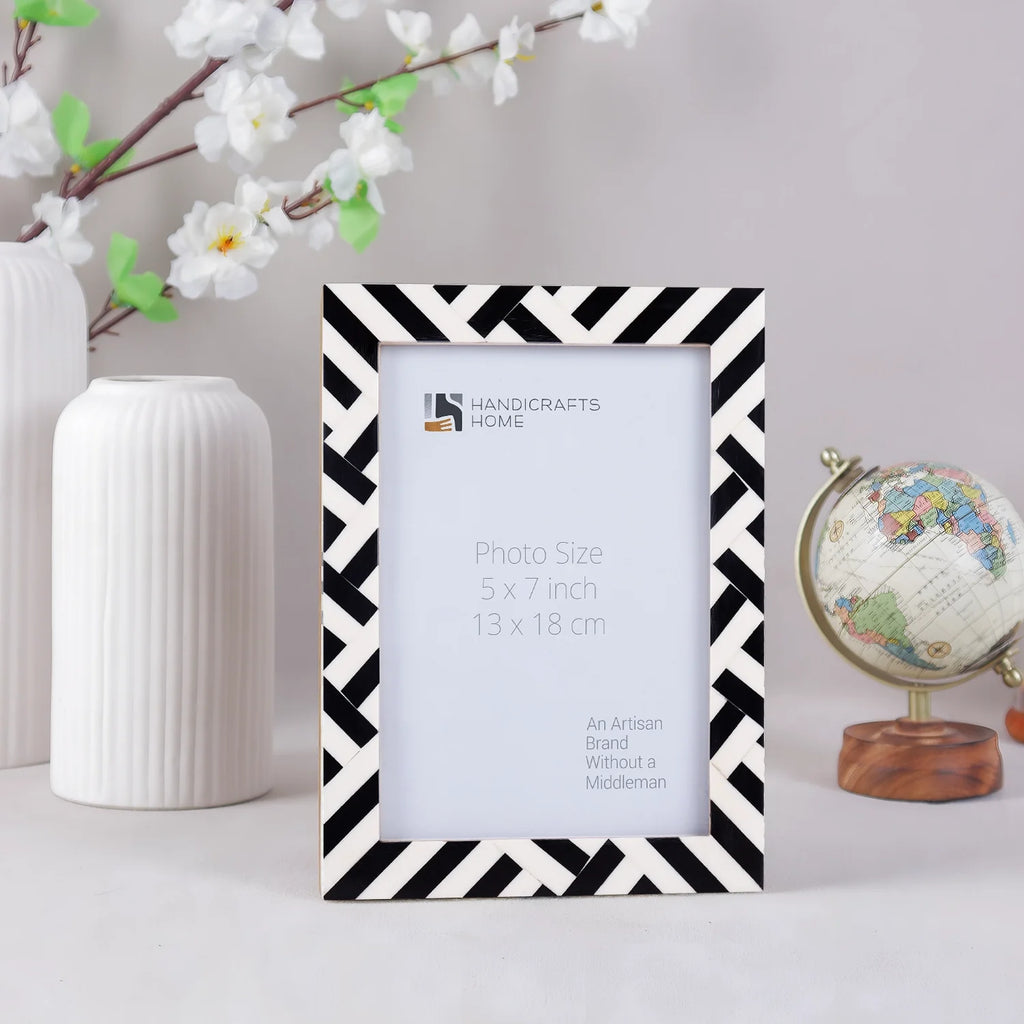 Picture Frame Avant Coco Collection Resin Inlay Black & White – 4x6, 5x7 & 8x10"
